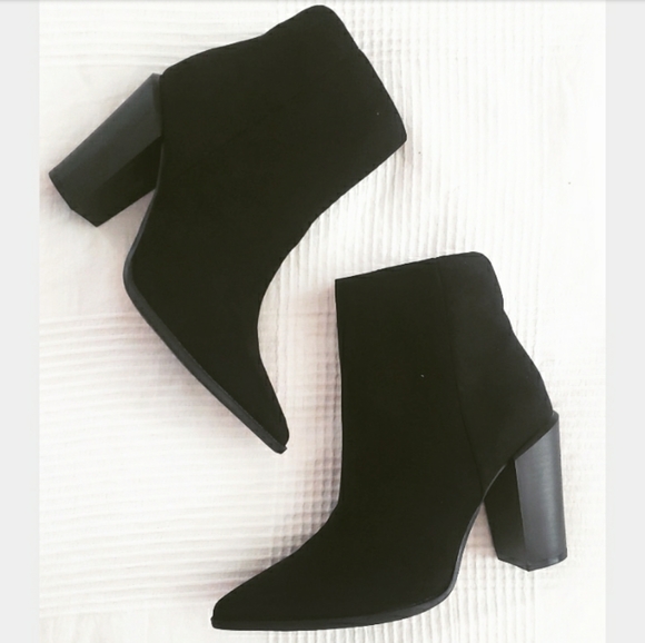 🆕️Apple Picking Collection// Black bootie - Picture 6 of 8